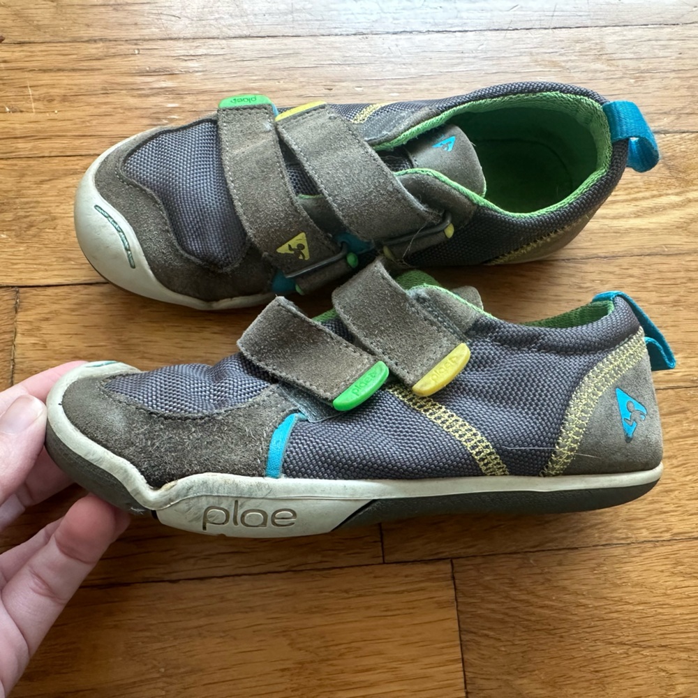 Plae Ty sneaker in Steel size 11.5